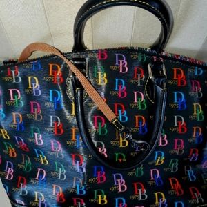❣️Dooney & Bourke Black Multicolor Logo Leather Satchel Bag w/Strap
